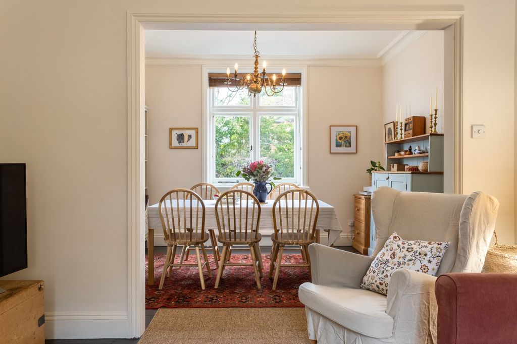Property photo 3 of 18 Dining Room