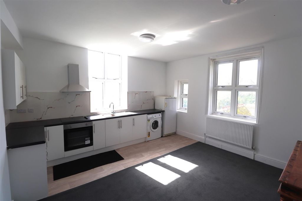 Property photo 2 of 9 Img_3552.Jpg