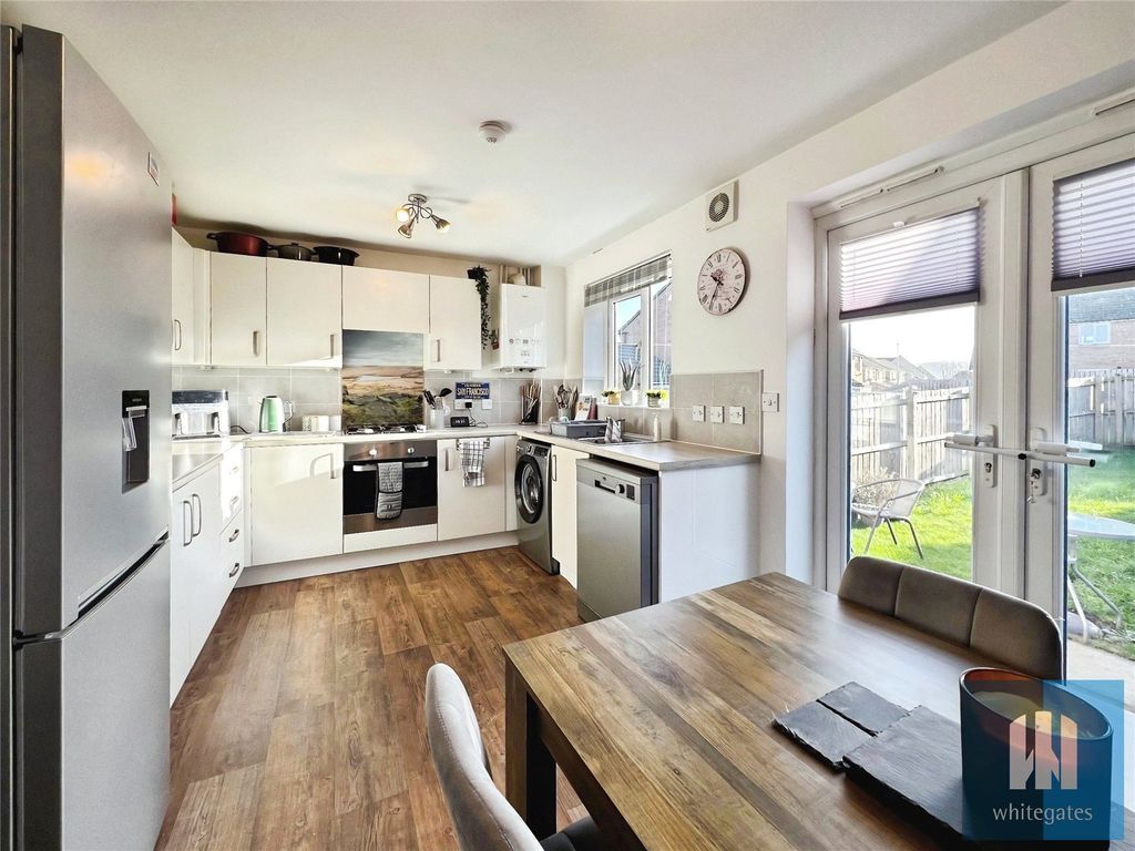 Property photo 3 of 19 Picture No. 13