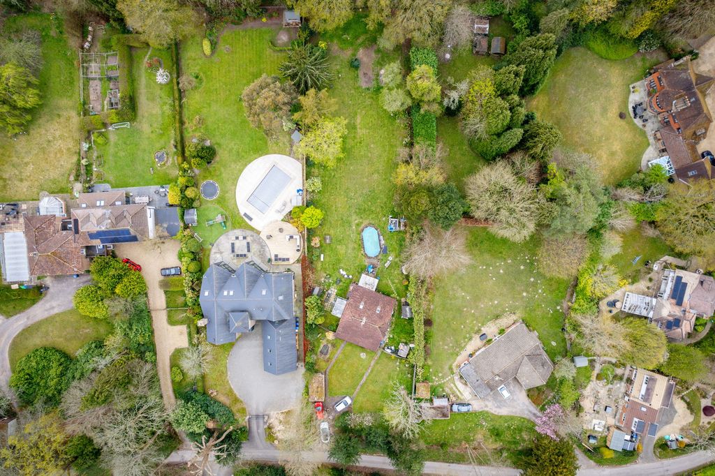 Property photo 3 of 14