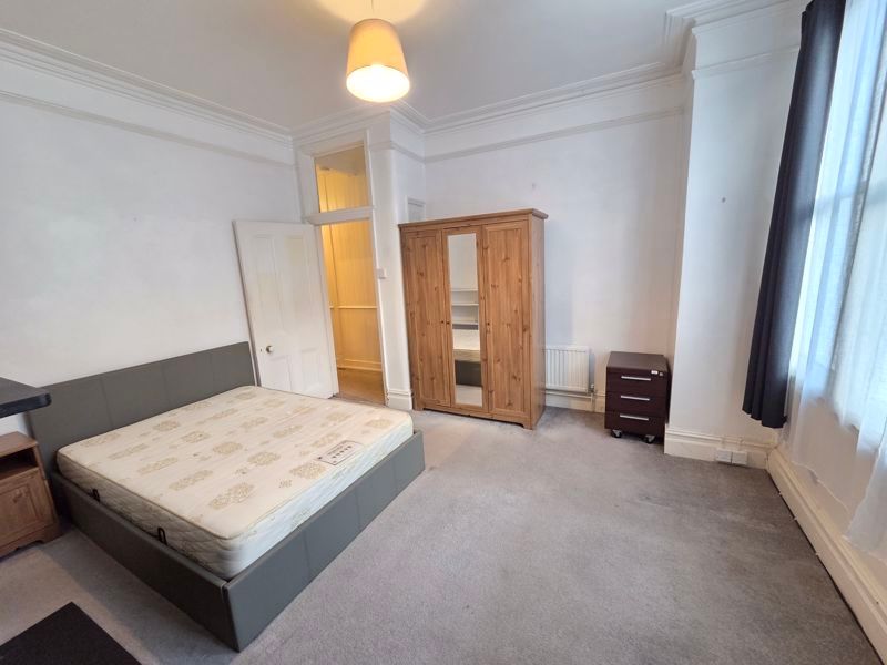 Property photo 3 of 13 Photo 2