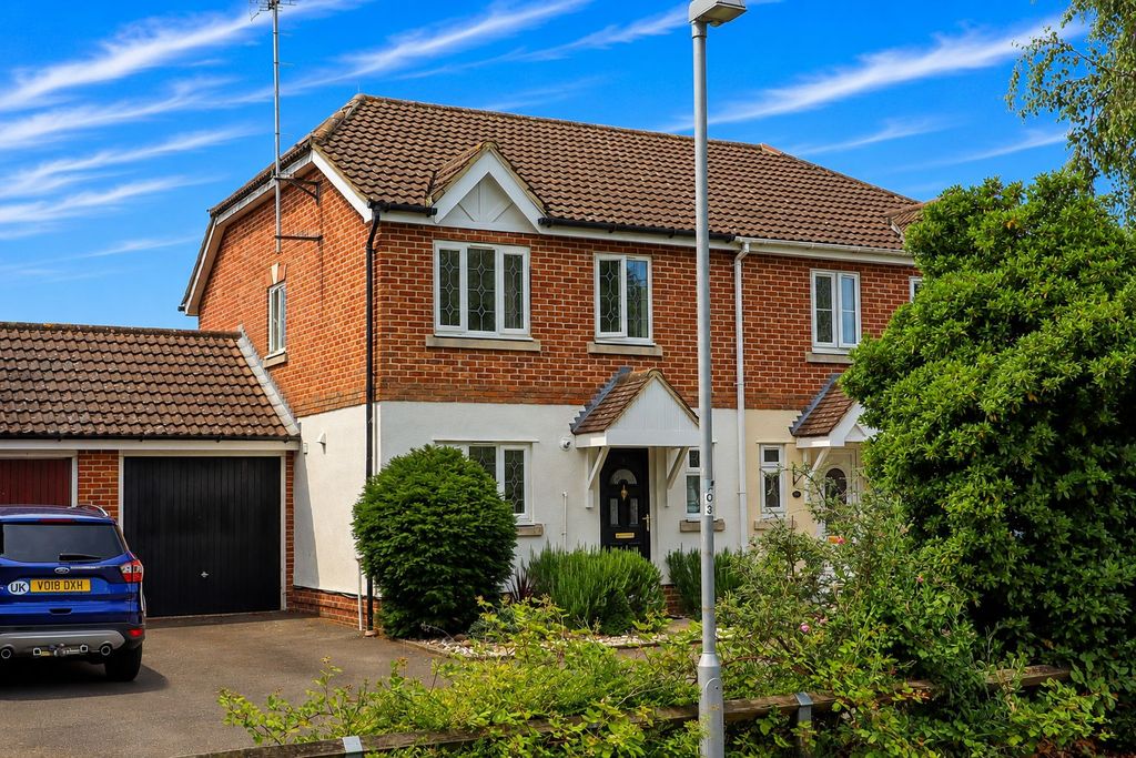 Property photo 1 of 39