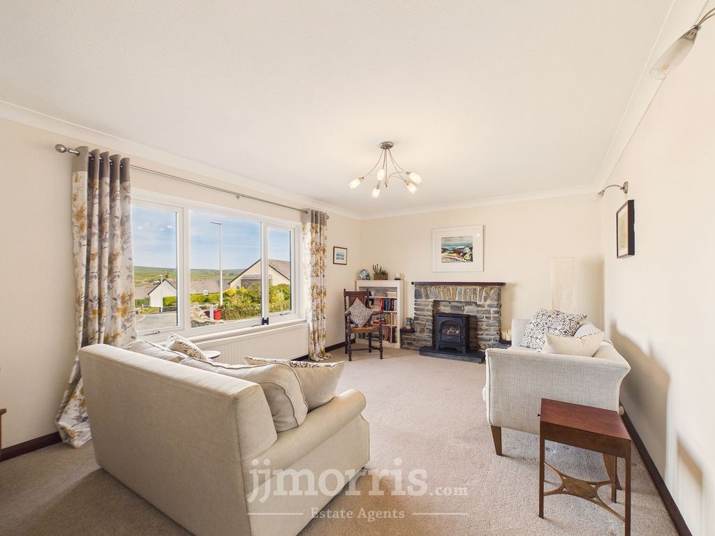 Property photo 3 of 29