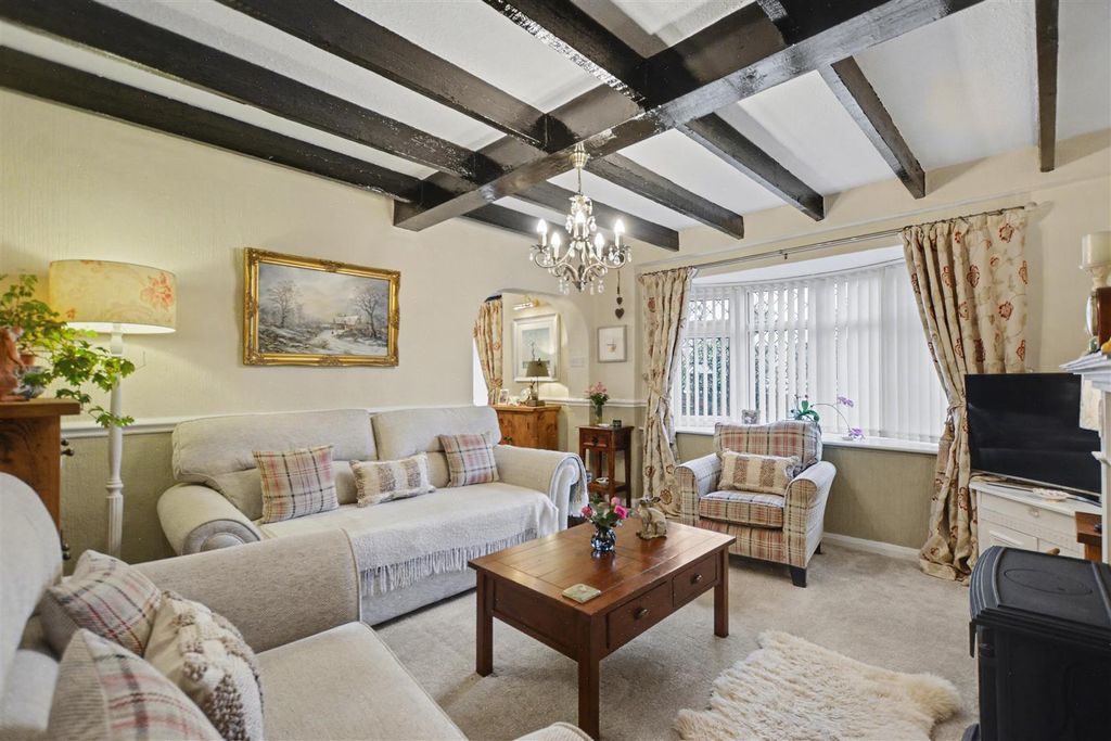 Property photo 3 of 30 Lounge_1.Jpeg