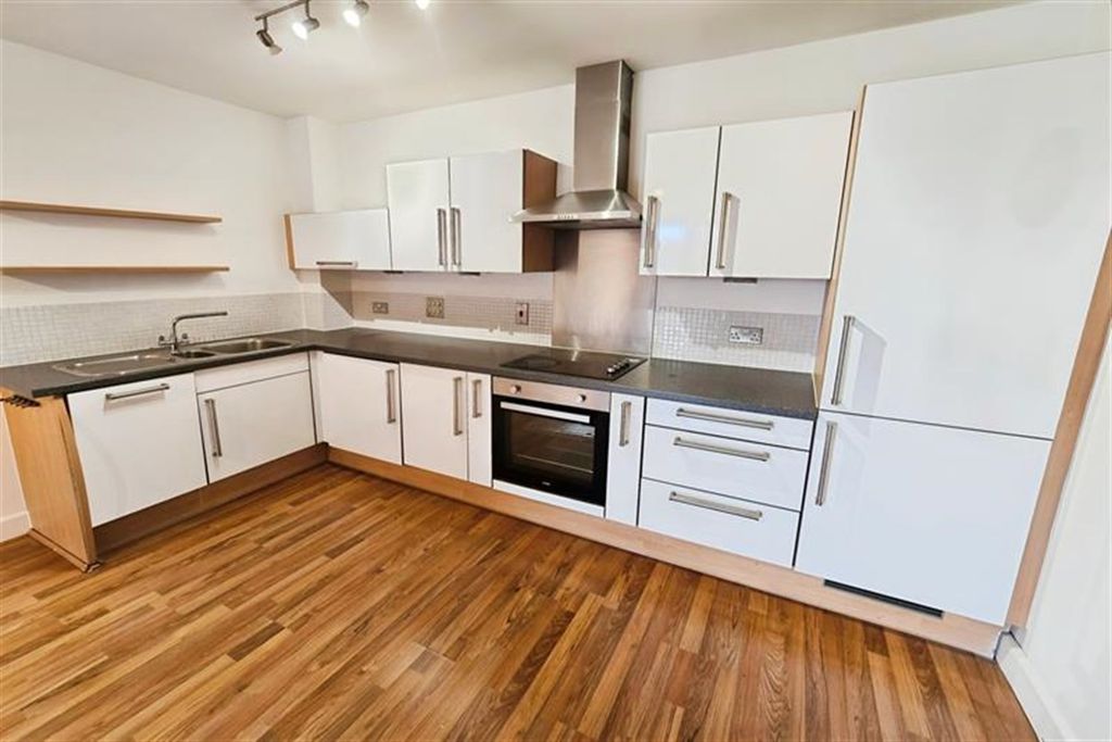 Property photo 1 of 14 (Main)