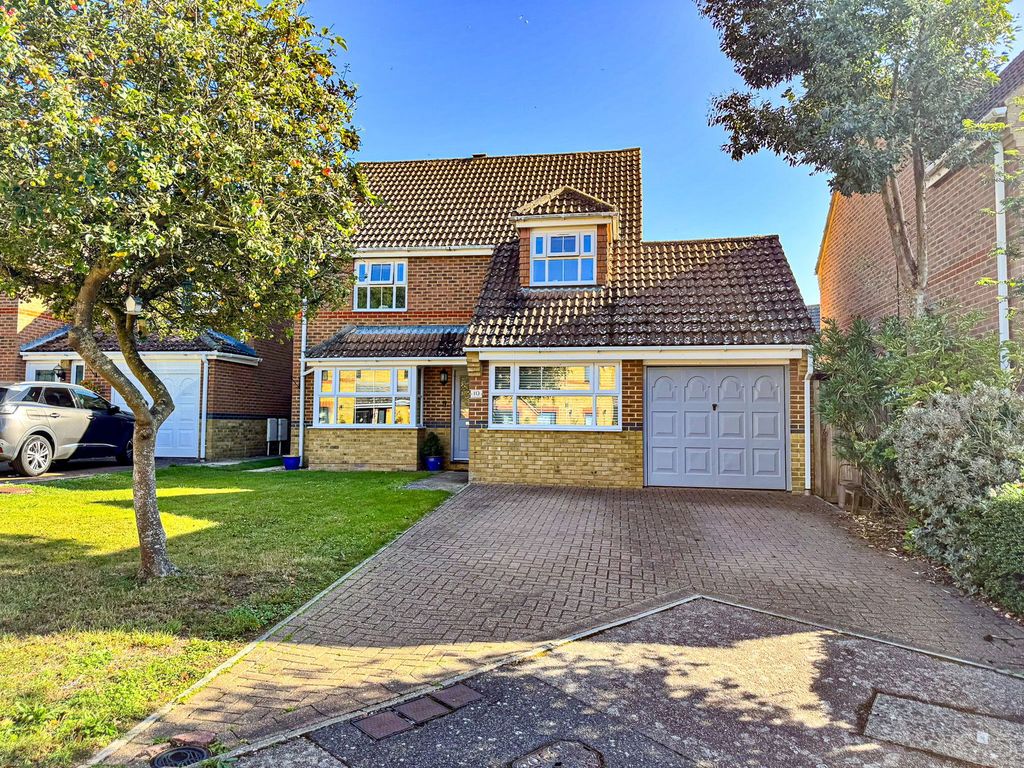 Property photo 1 of 18