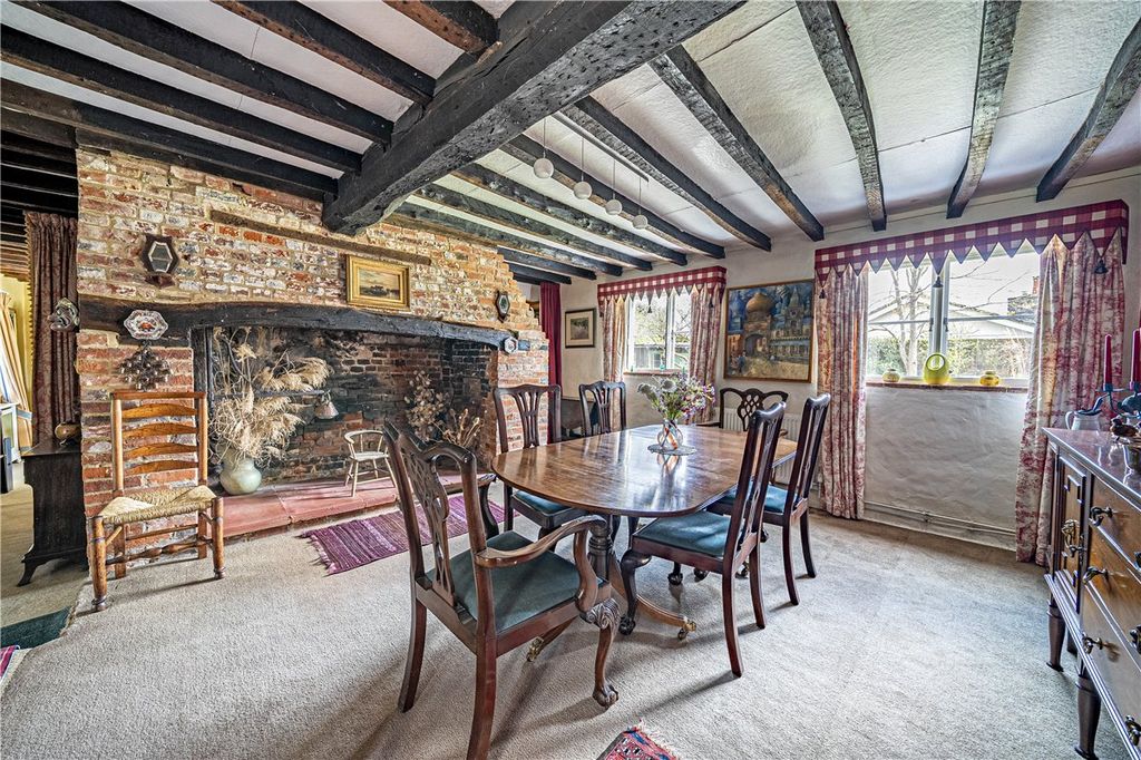 Property photo 3 of 14 Dining Room