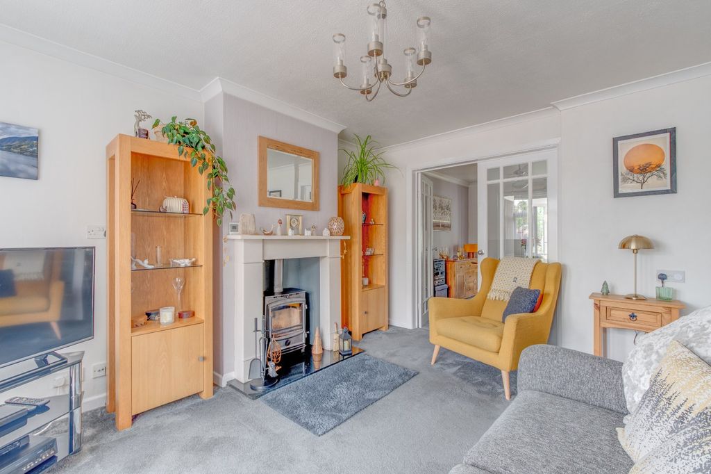 Property photo 3 of 18 Picture No. 12