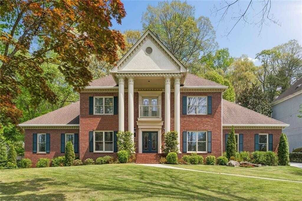 Property photo 1 of 31