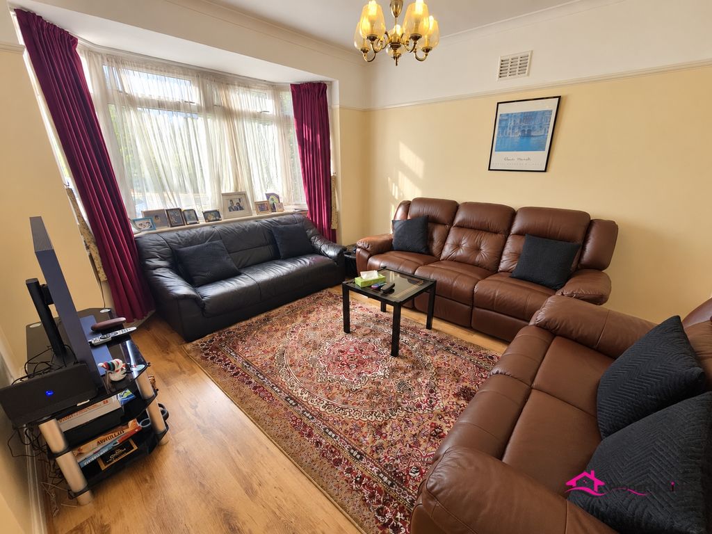 Property photo 3 of 9 Living Room With Bay Window