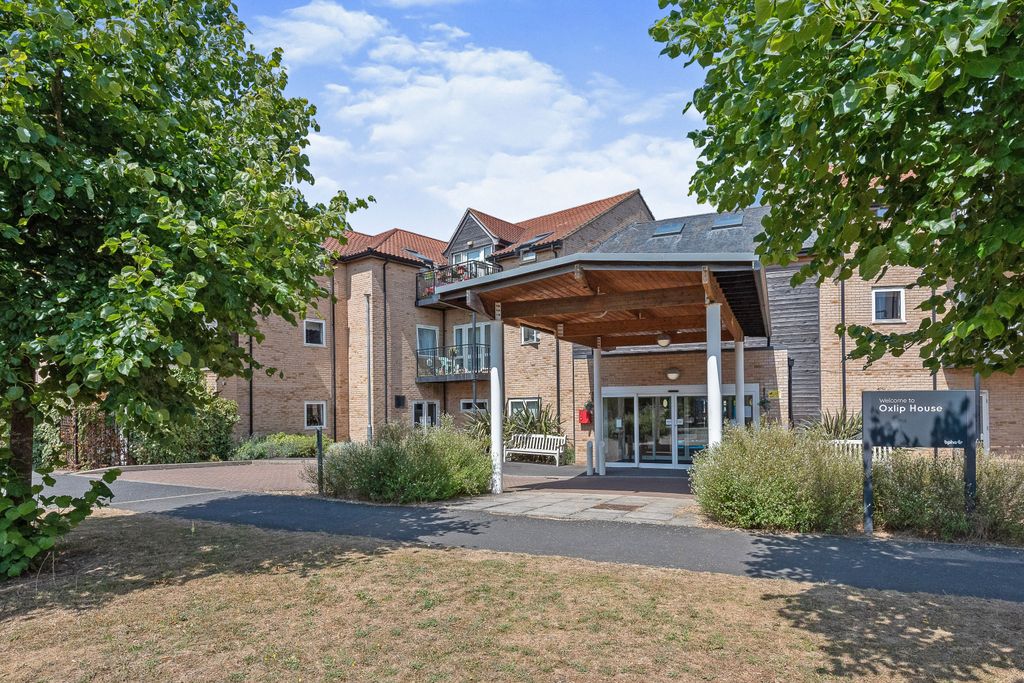 Property photo 1 of 17 Photography