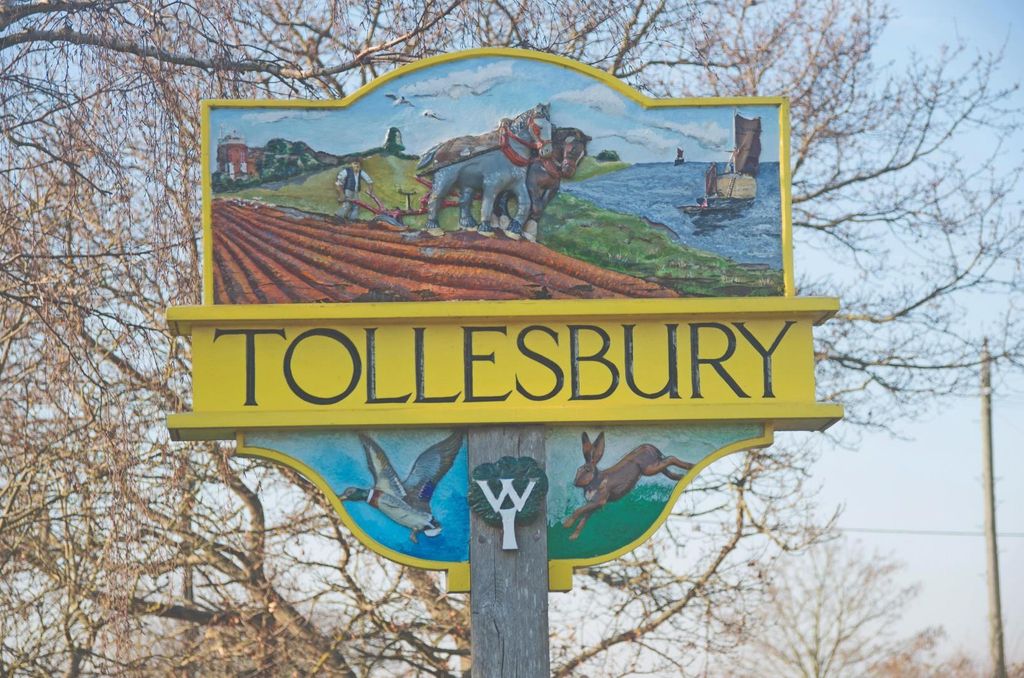 Property photo 3 of 18 Tollesbury Sign.Jpg
