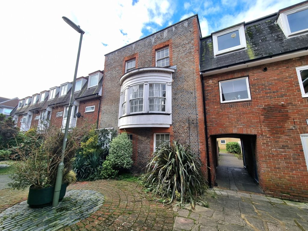 Property photo 1 of 10 Image