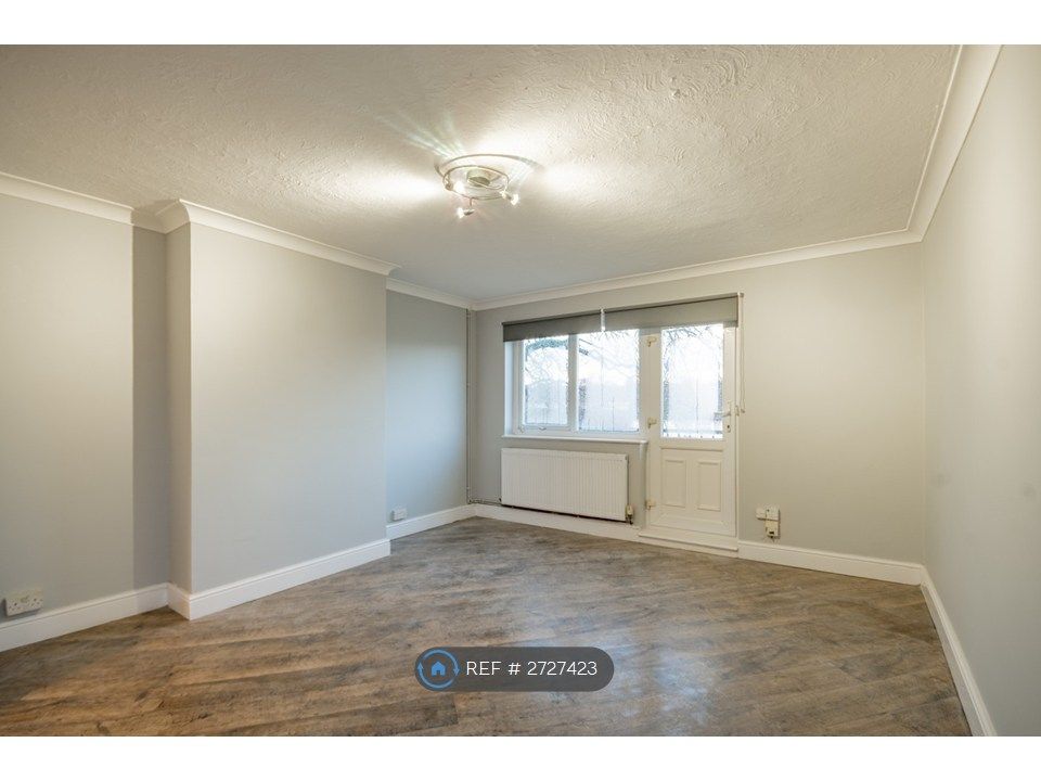 Property photo 1 of 33