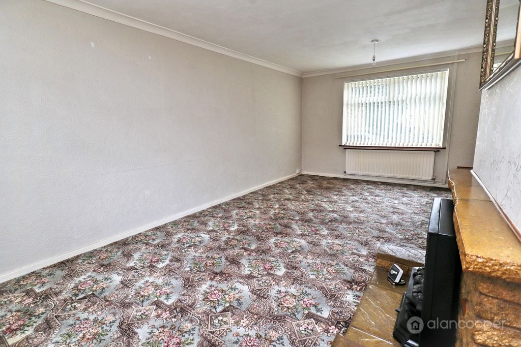 Property photo 3 of 23 5415945