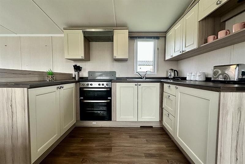 Property photo 3 of 5 001545 2 20260202 00.Jpeg