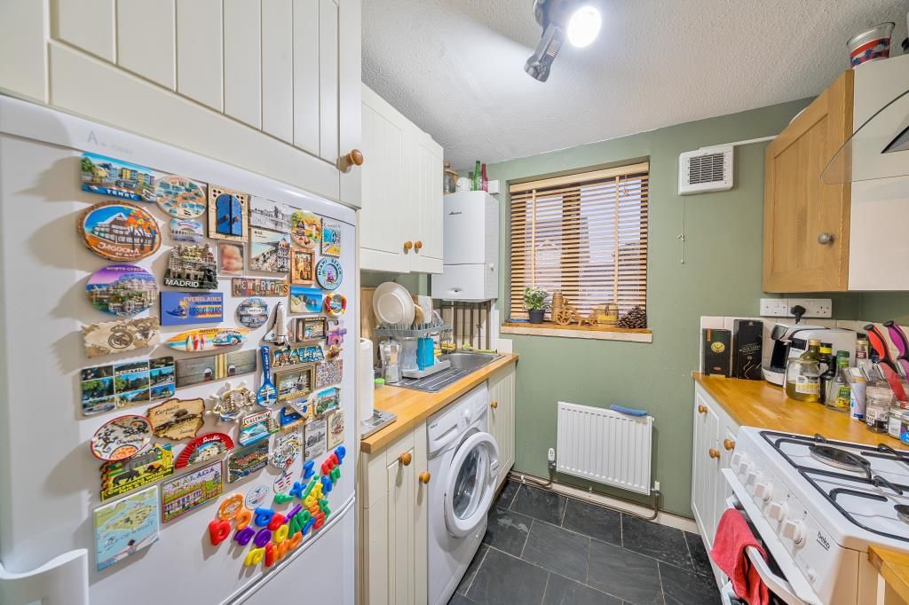 Property photo 3 of 15 Kitchen