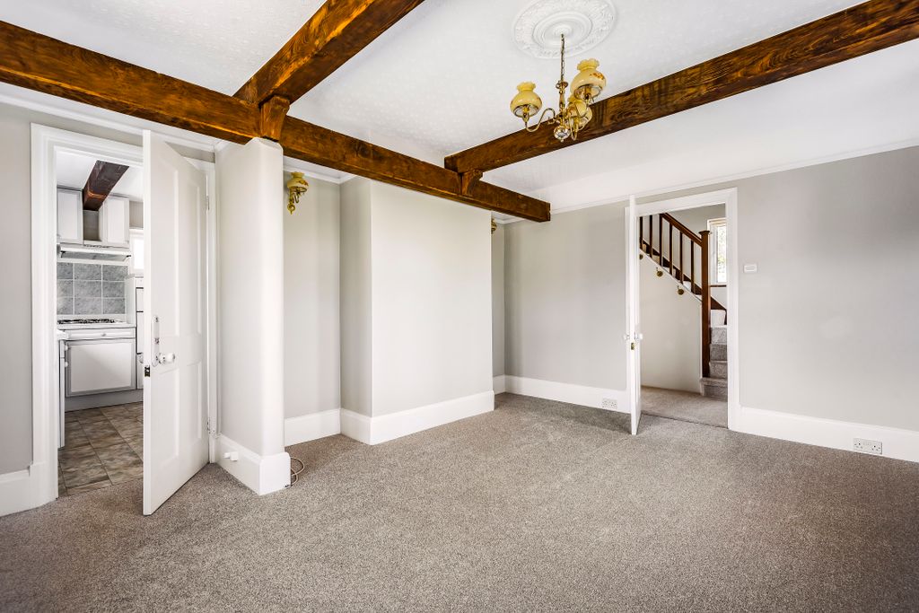 Property photo 2 of 18 Photo 12