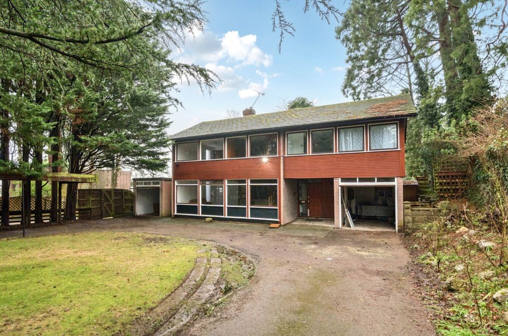 Property photo 1 of 20