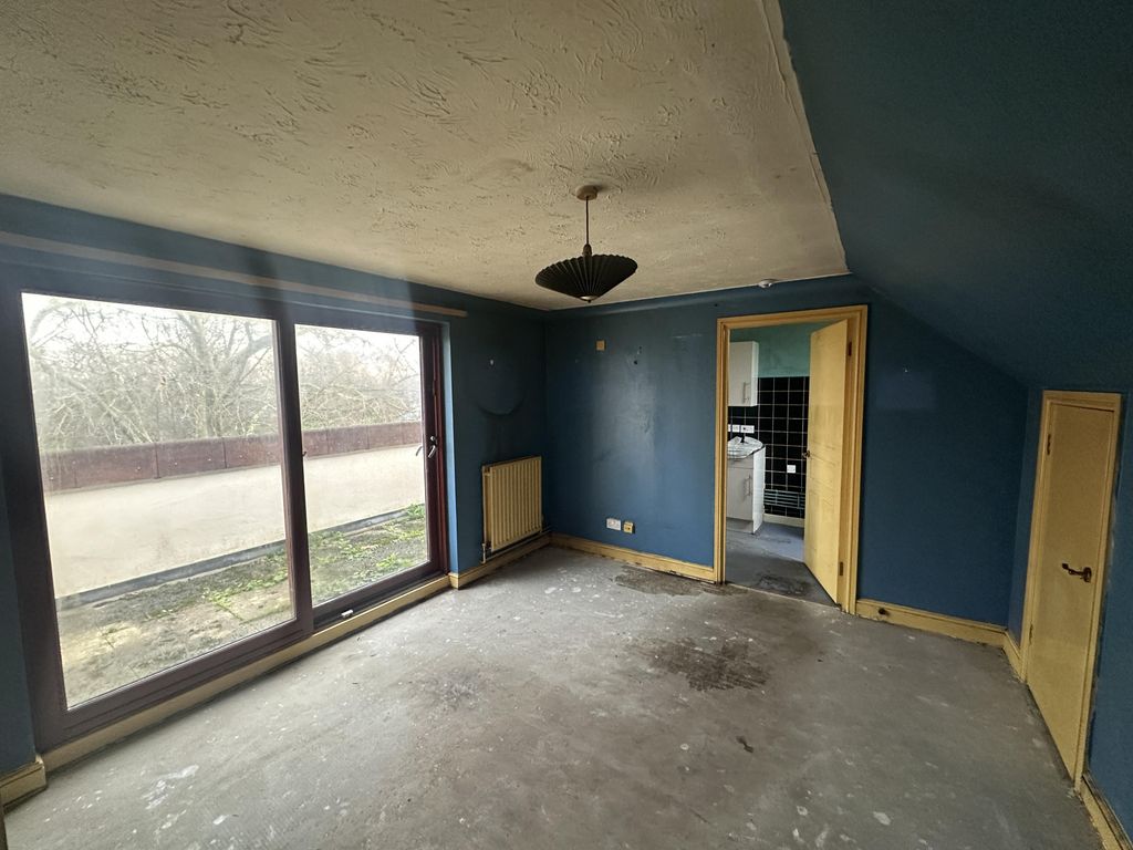 Property photo 3 of 6 Img_3950.Jpg