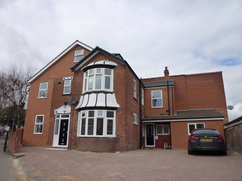 Property photo 1 of 5 1 Bedroom Flat To Rent