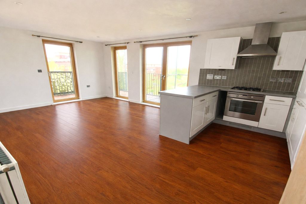 Property photo 3 of 15 Picture No. 28