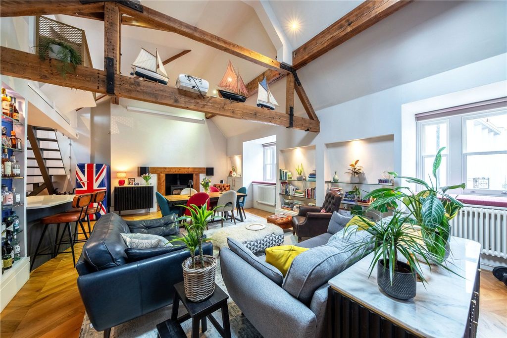 Property photo 3 of 13 Picture No. 17