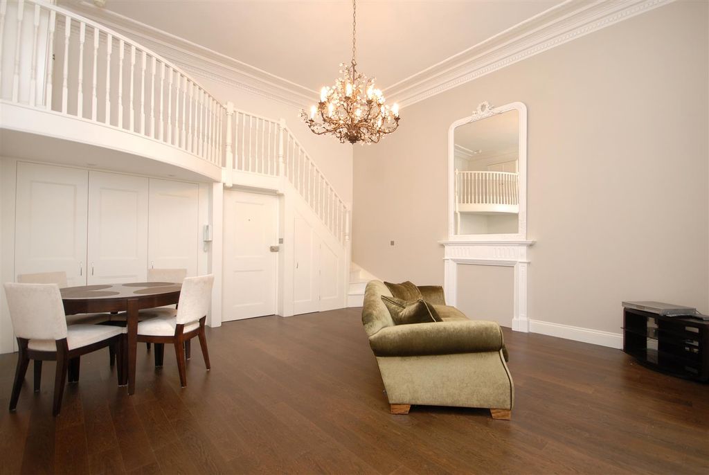 Property photo 1 of 6 12,39-40 Qg.P.Staires.Jpg