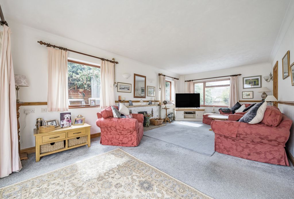 Property photo 2 of 10 1343381-16-68B194...