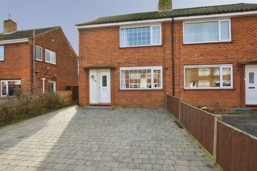 Property photo 1 of 18 Front