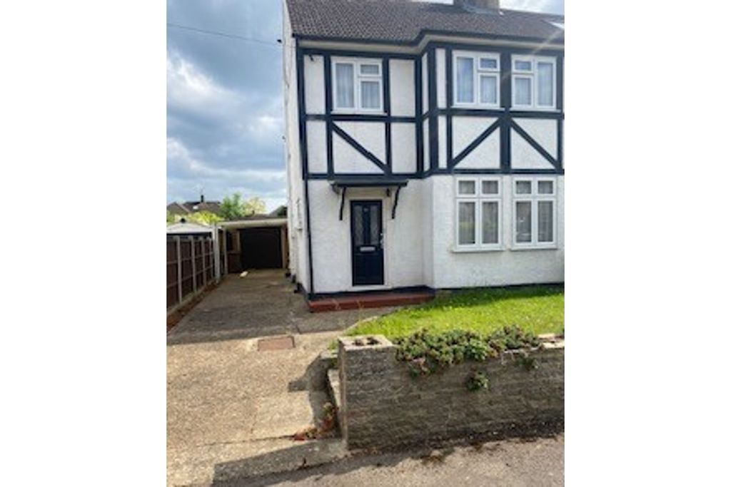 Property photo 3 of 16