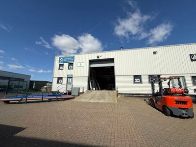 Property photo 1 of 11 Photo 6