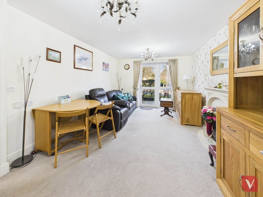 Property photo 3 of 16