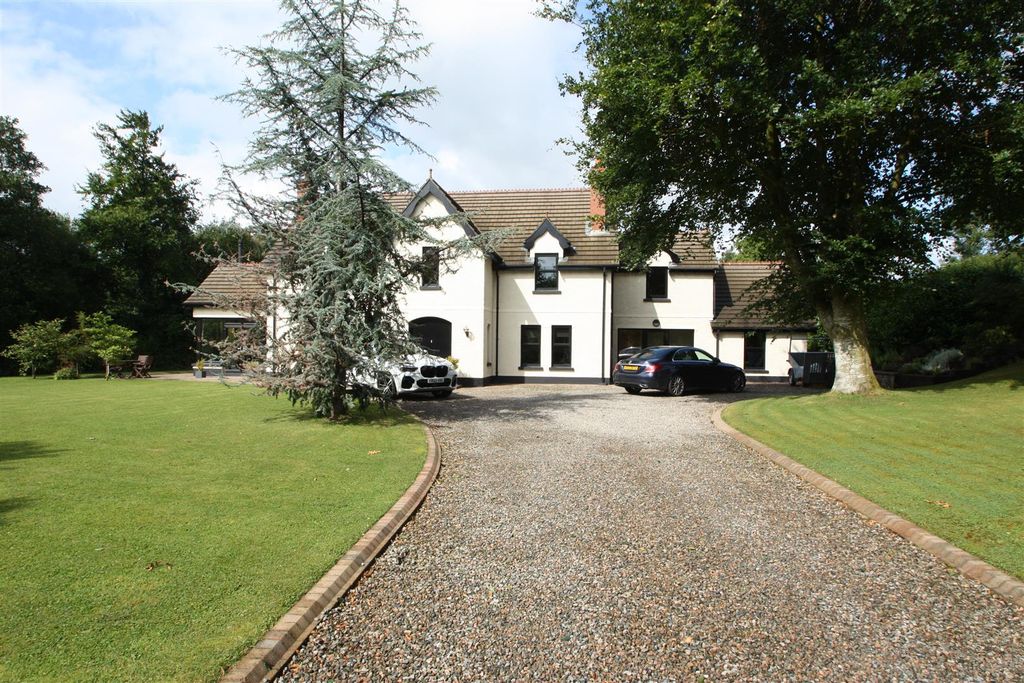 Property photo 3 of 81 Img_7030.Jpg