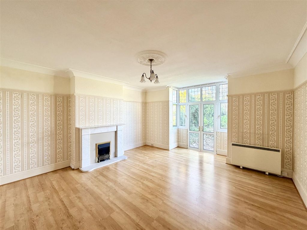 Property photo 3 of 29 Img_8843.Jpeg