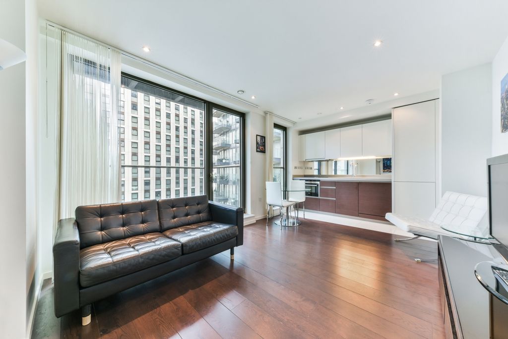 Property photo 1 of 8 Living Area