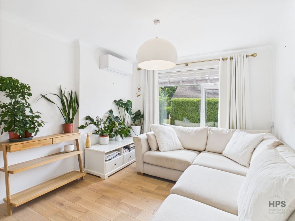 Property photo 3 of 25