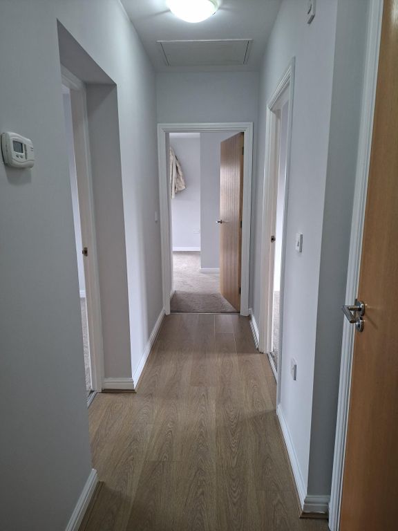 Property photo 2 of 8 Gallery