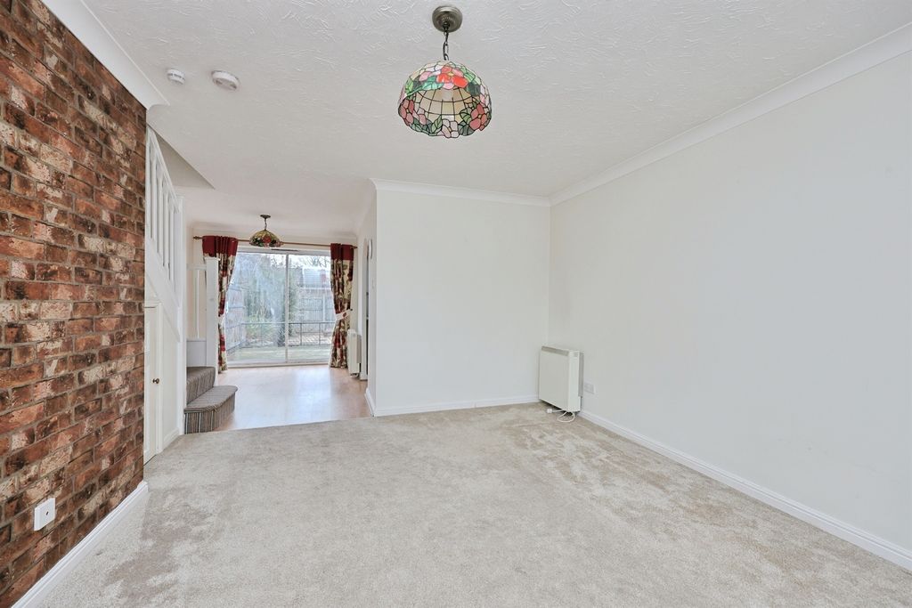 Property photo 3 of 14