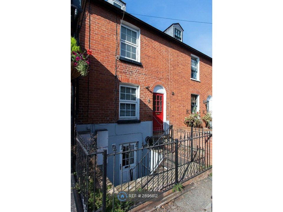 Property photo 1 of 8