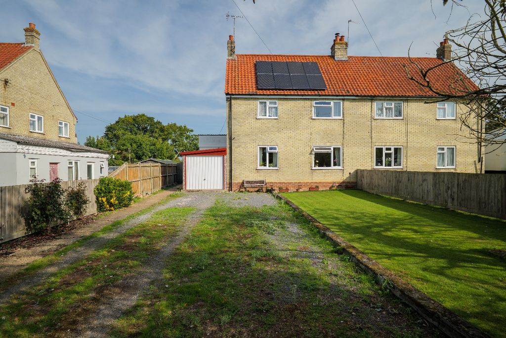 Property photo 3 of 24 4863217