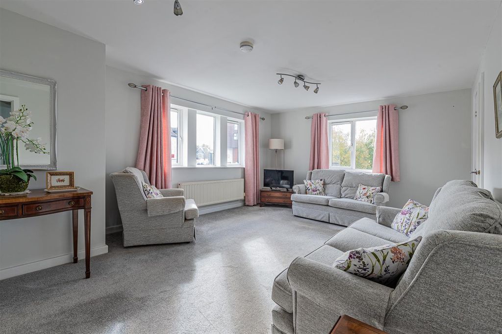 Property photo 3 of 14 7-4.Jpg