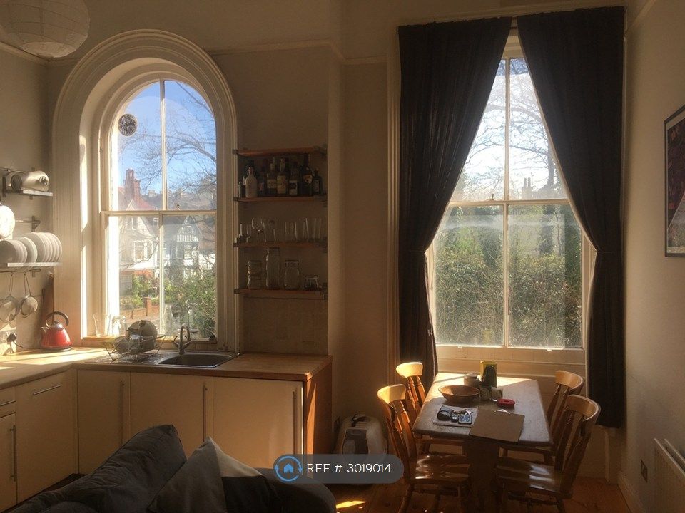 Property photo 1 of 4