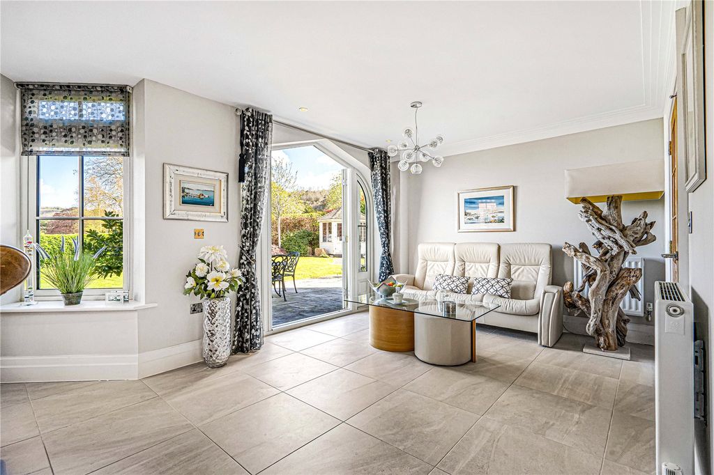 Property photo 3 of 40 Picture No. 20