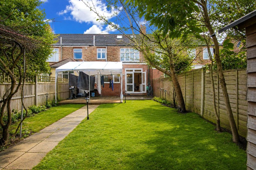 Property photo 2 of 17 Picture No. 36
