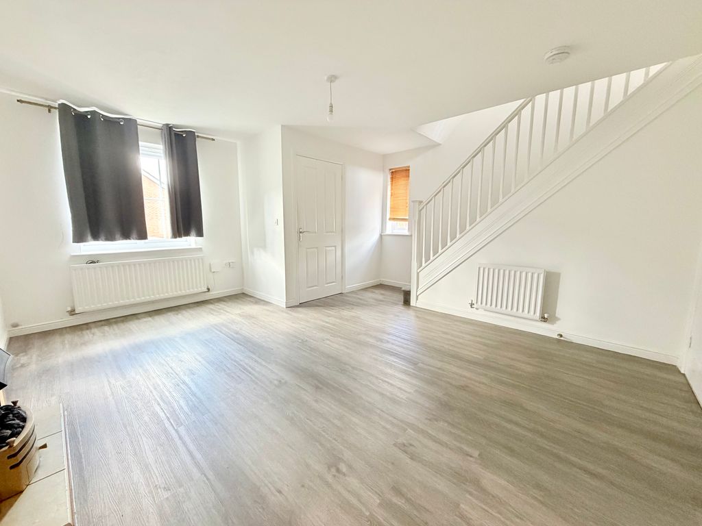 Property photo 2 of 13 Image