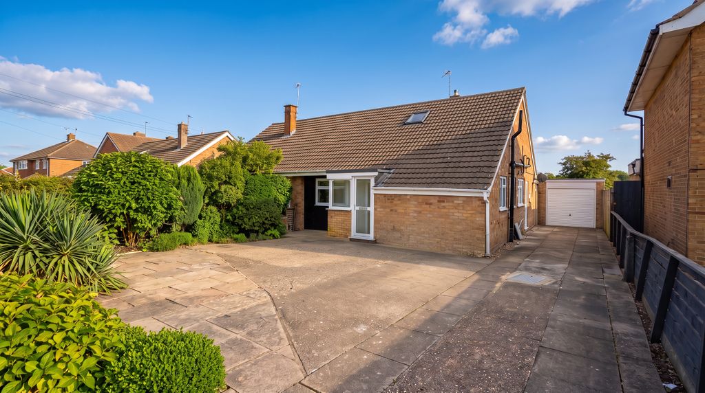 Property photo 1 of 15 Blenheim