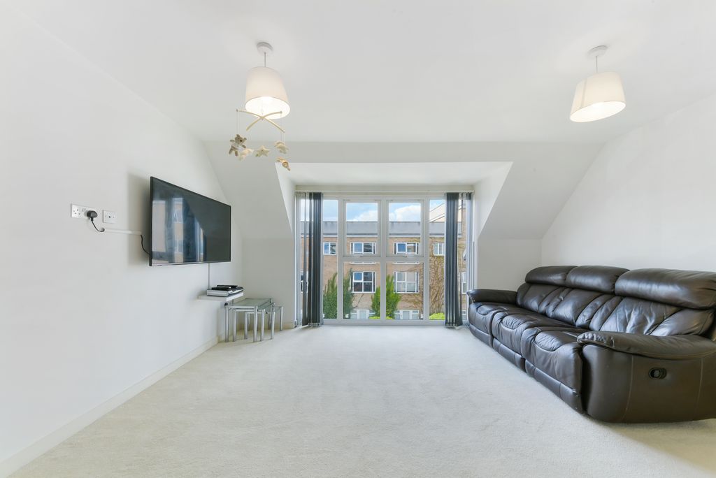 Property photo 1 of 5
