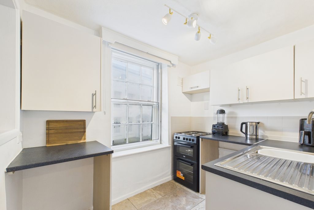 Property photo 2 of 6 Picture No. 05