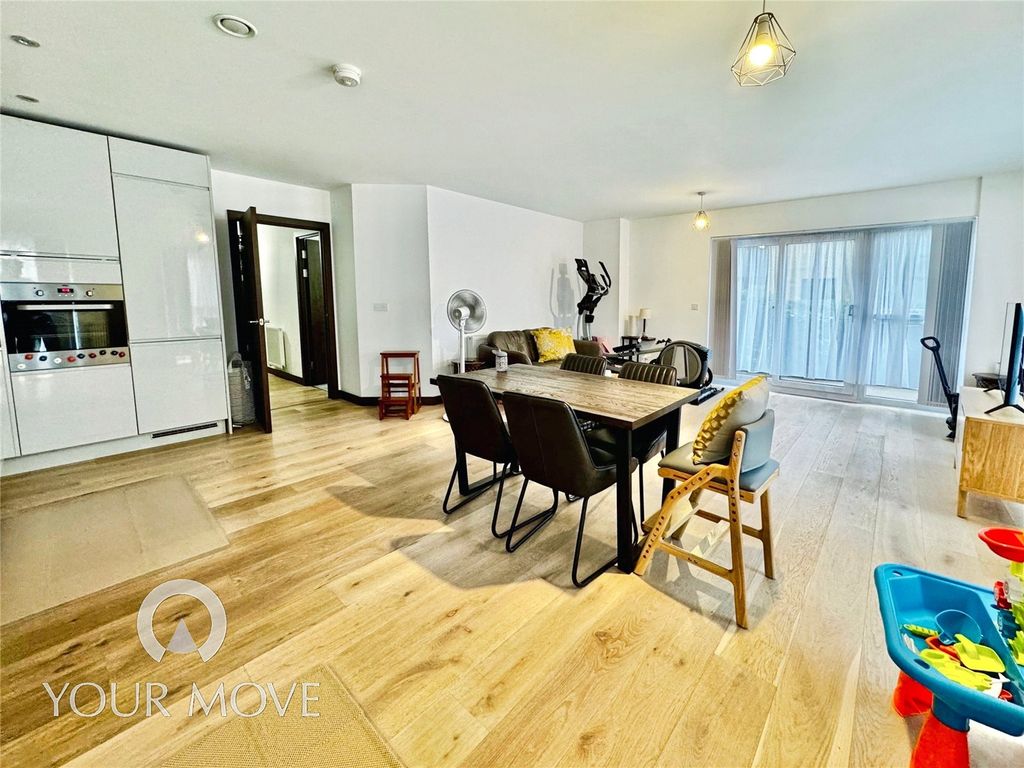 Property photo 3 of 18 #Yourmovedartford